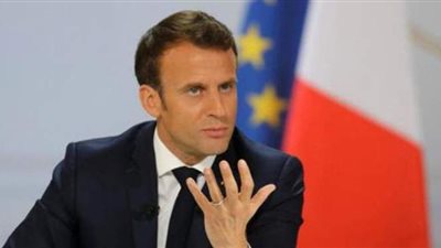 فرنسا قد تفرض الكمامة في الأماكن العامة المغلقة