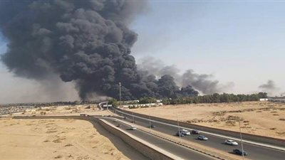رئيس شركة أنابيب البترول: السيطرة على حريق طريق القاهرة الإسماعيلية الصحراوي