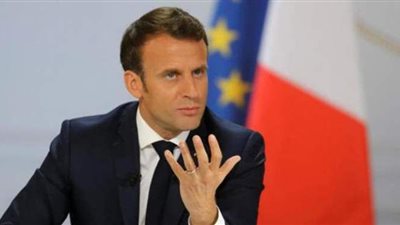 الرئيس الفرنسي يدافع عن وزير داخليته المتهم بالاغتصاب