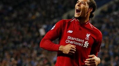 فان دايك يقترب من تحقيق رقم روبي فاولر الفريد