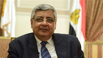 مستشار  الرئيس:  شراسة كورونا  أصبحت ضعيفة  والوباء يتحول لمرض موسمي