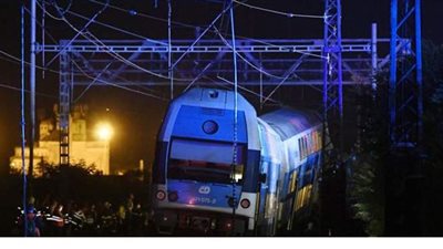 إصابة العشرات في تصادم قطارين بالتشيك