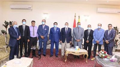 محافظ شمال سيناء يستقبل رئيس الاتحاد المصري للميني فوتبول