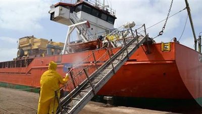 ٧٢ سفينة شحن وتفريغ تصل ميناء الإسكندريه