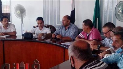 رئيس القنطرة شرق يناقش الاستعدادات لانتخابات الشيوخ