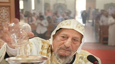 أساقفة يشاركون في صلاة جناز القمص أنجيلوس الأنطوني