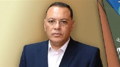 غراب: نعمل مع البيئة على نقل مقالب القمامة خارج  المناطق السكنية بالشرقية