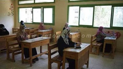 108 آلاف طالب وطالبة يؤدون امتحانات الدبلومات الفنية العملية