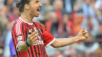 إبراهيموفيتش يدخل نادي المائة مع ميلان