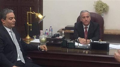 نقيب الإعلاميين يوجه التهنئة لرئيس الوطنية للصحافة | صور