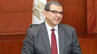 القوى العاملة: تعيين 9 شباب وصرف 25 ألف جنيه للعمالة غير المنتظمة بالوادي الجديد