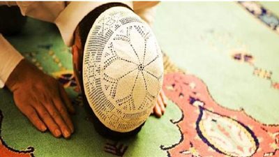 4 أسباب تعينك على الخشوع في الصلاة.. تعرف عليها