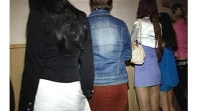 التحريات: المتهمتان بالدعارة في الدقي تستخدمات مواقع التواصل