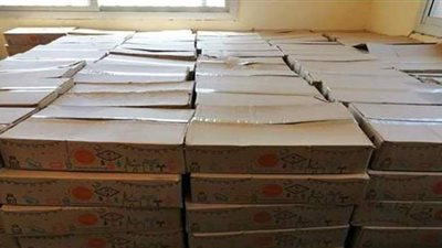 توزيع الدفعة الثانية من السلال الغذائية للأسرة الأكثر احتياجًا بالقنطرة شرق