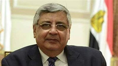 مستشار الرئيس: ليس لدينا أزمة في دخول المستشفيات أو الرعاية المركزة | فيديو