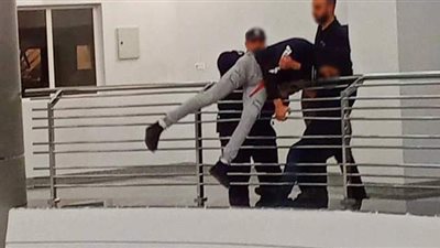 أمريكية تستدعي الشرطة لمنع زوجها من الانتحار.. والشرطة تقتله