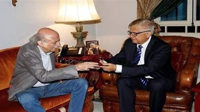 جنبلاط يكرم السفير الروسي في لبنان بمناسبة قرب انتهاء مهامه