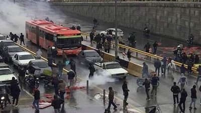 سلطات مدينة إيرانية تحذر من إعادة تنظيم الاحتجاجات