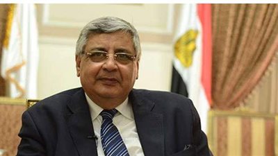 مستشار الرئيس للصحة: التزام المواطنين بالكمامة وراء انخفاض أعداد المصابين بكورونا.. ونتواصل دوليا لمعرفة اللقاحات الأكثر إفادة