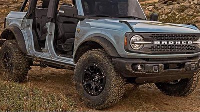 شركة فورد تستعرض مهارات  سيارتها  برونكو الرياضية