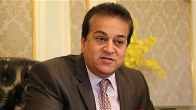 التعليم العالي:  هناك اتجاه لتقديم دعم مادي للطلاب لشراء أجهزة 