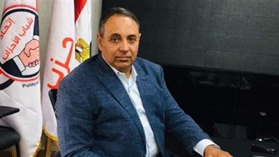 حزب إرادة جيل: السيسي أول رئيس يفوضه شعبة وشعب دولة أخرى 