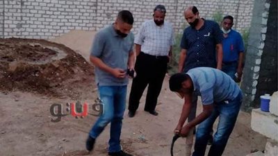 ضبط 40 مخالفة وصلة وإهدار مياه في شوارع محافظة قنا | صور