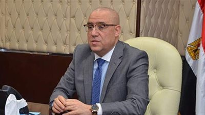 جهاز الفيوم يكلف بمتابعة مشروعات الخدمات والإسكان والكهرباء