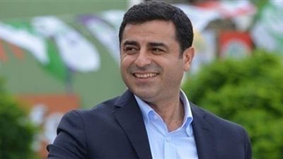 ديمرتاش: حكومة العدالة والتنمية ستختفي وقانون قمع النقابات سيتغير