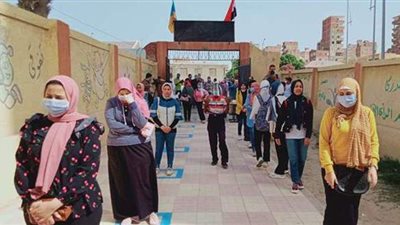 طلاب الثانوية العامة يسلمون بوكليت التربية الوطنية.. اليوم