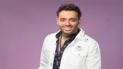 استقرار الحالة الصحية لوالد رامي جمال بعد دخوله المستشفى