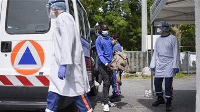 الموجة الثانية لكورونا تضرب بقوة... كاتالونيا تحث الآلاف على البقاء في منازلهم