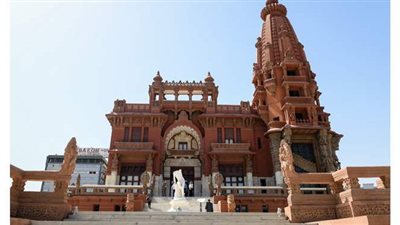 الآثار تتراجع عن تعديل مواعيد زيارة قصر البارون بسبب الإقبال الشديد