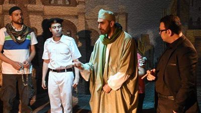 بيت المسرح يقدم عرض 