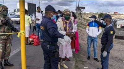 اعتقال أكثر من 100 ألف شخص في زيمبابوي لانتهاكهم قيود كورونا