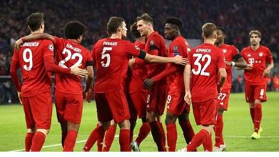 ليفاندوفيسكي يفوز بجائزة أفضل لاعب في الدوري الألماني