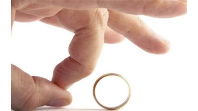 خبير مهارات تواصل: عدم تحمل المسئولية سبب زيادة نسب الطلاق