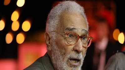 نبيلة عبيد: عبد الرحمن أبو زهرة له حق في شكواه.. لازم يزعل