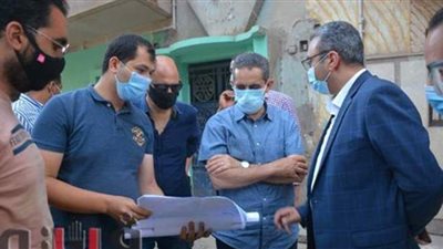 في جولة ليلية.. محافظ الغربية يتابع أعمال تطوير المناطق العشوائية | صور