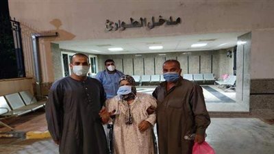 تعافي عجوز عمرها ٨٠ عاماً من فيروس كورونا في مستشفى قها للعزل