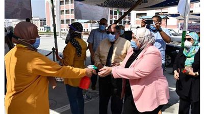 1100 طالب وطالبة يؤدون امتحانات الدراسات العليا بتربية القناة | صور