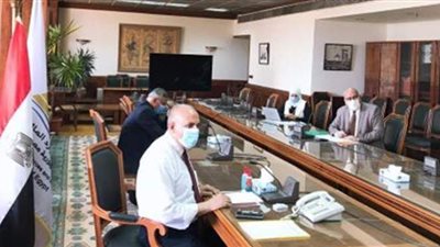 وزيرا الري والإسكان يتابعان الإجراءات اللازمة لترشيد استهلاك المياه