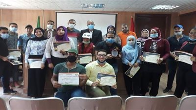 الشباب والرياضة بالقليوبية تكرم  فريق المسرح الحر  بقليوب