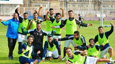 كارتيرون يعد الناشئين بالمشاركة في الوديات