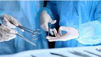 نجا بأعجوبة من العمى.. مسمار يخترق عين طفل آسيوي‎