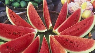 3 فئات يجب عليها الامتناع عن تناول البطيخ.. تعرف عليهم