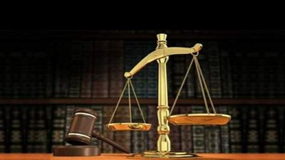 نيابة قليوب تستمع لأقوال أقارب وجيران طفلة قيدها والدها بالسلاسل