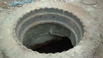 النيابة تطلب التحريات والتحقيق مع المهندسين بواقعة مصرع 4 عمال ببيارة صرف صحي