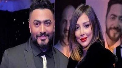 بسبب كلب.. زوجة تامر حسني تحرر محضرا ضد جارها