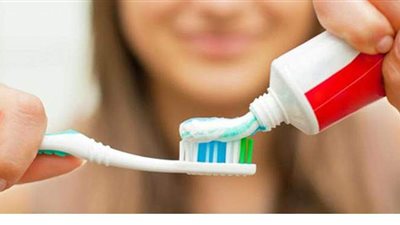 دراسة تكشف العلاقة بين تنظيف الأسنان وخطر الإصابة بالسرطان